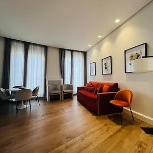 Piazza Affari - Center Apartment