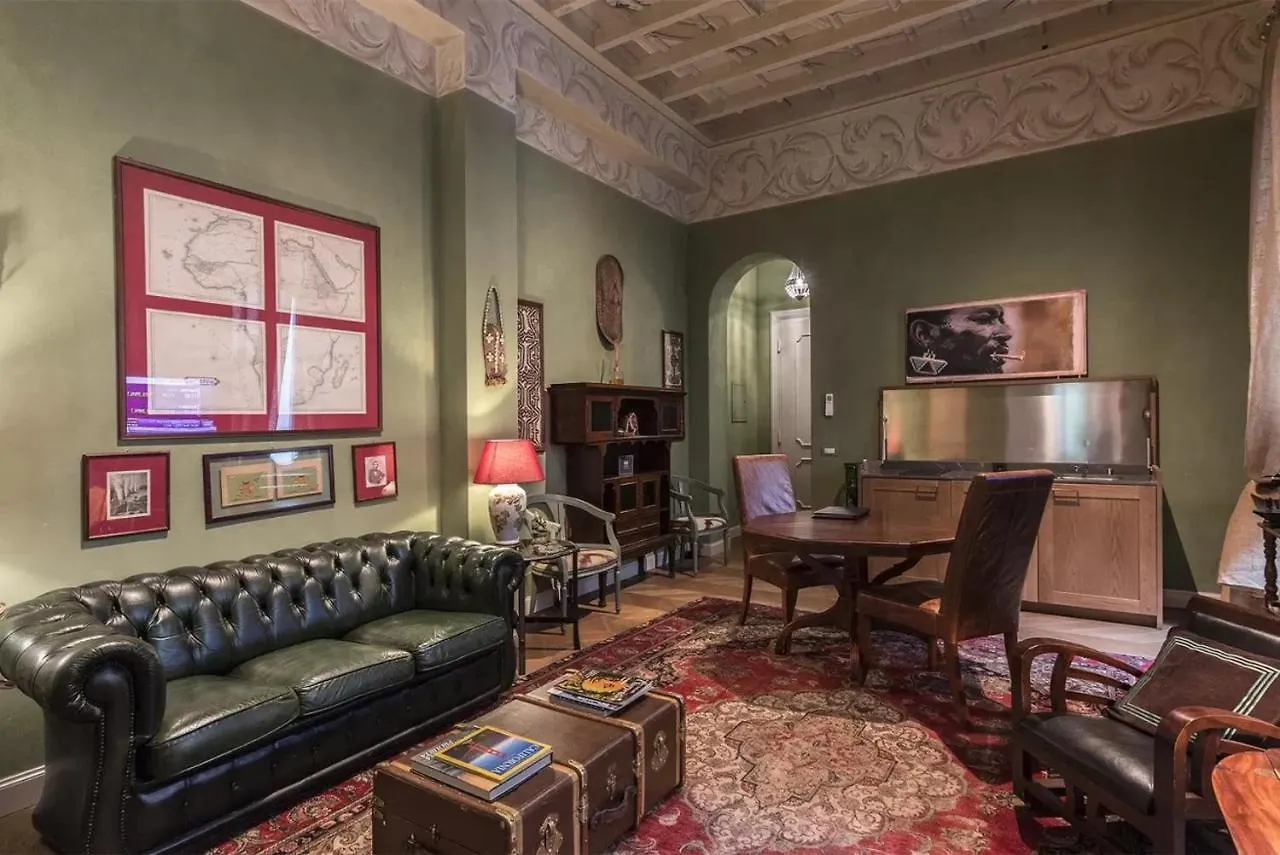 Italianway - Borgonuovo 12 Apartment Milan