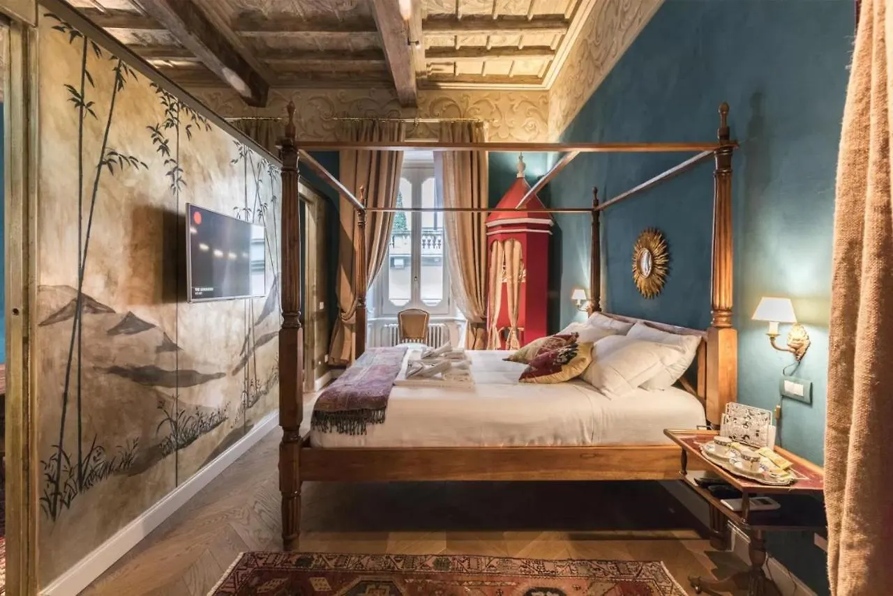 Italianway - Borgonuovo 12 Apartment Milan