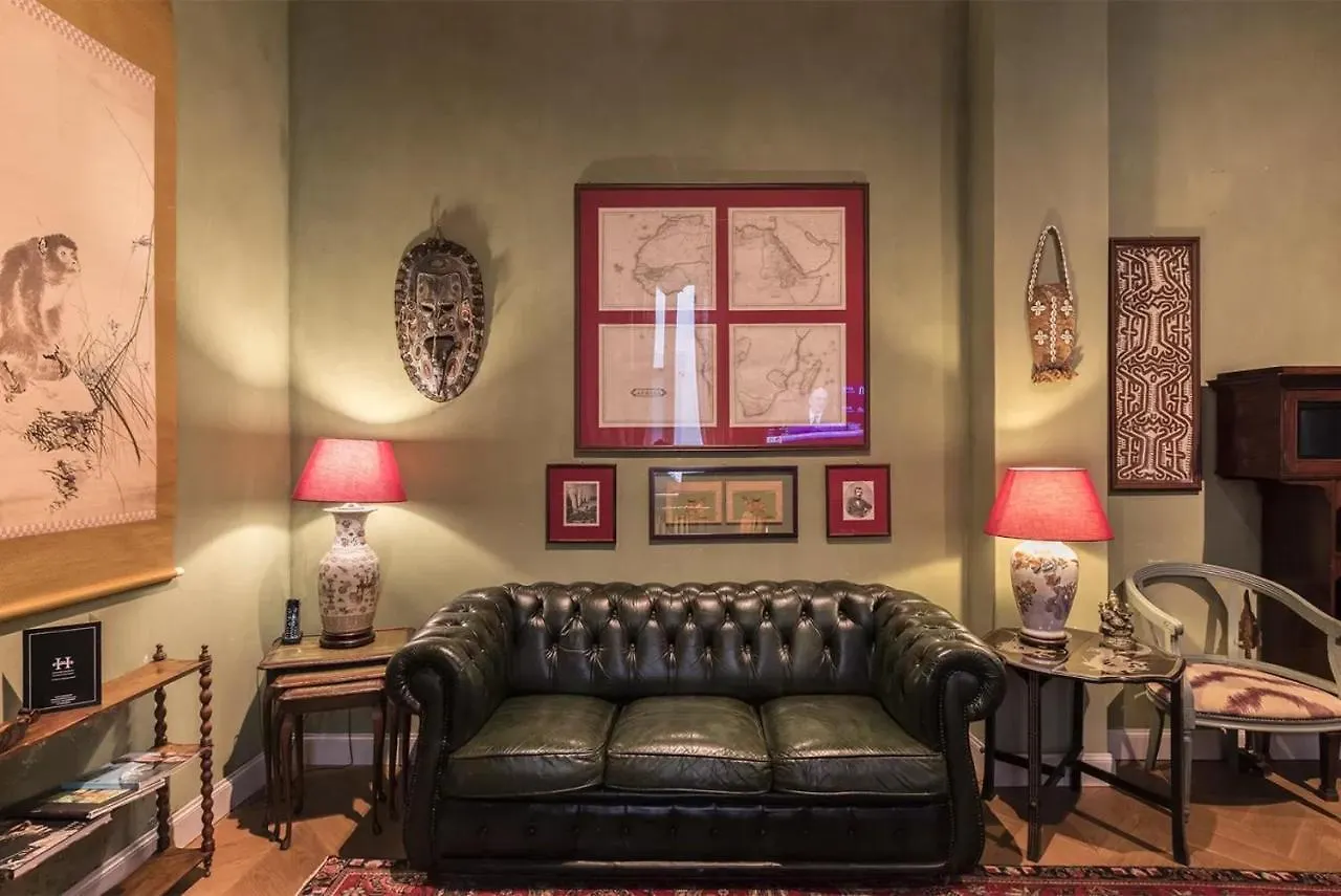Italianway - Borgonuovo 12 Apartment Milan